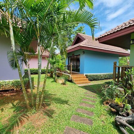 Pawarisa Resort Pathio Bagian luar foto